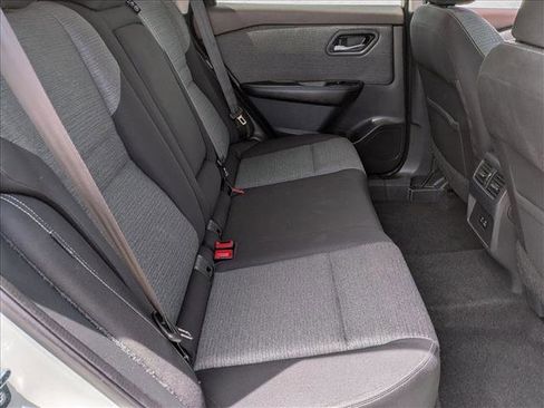 Used 2021 Nissan Rogue SV FWD image 20