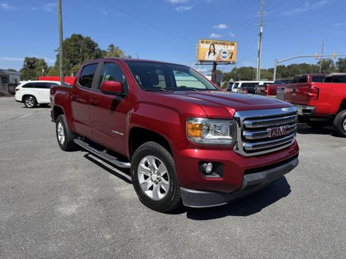 Used 2018 GMC Canyon SLE image 2