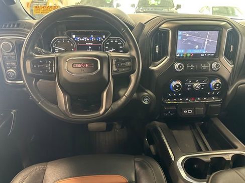 Used 2019 GMC Sierra 1500 AT4 w/ Off Road Performance Package AWD/4WD image 16