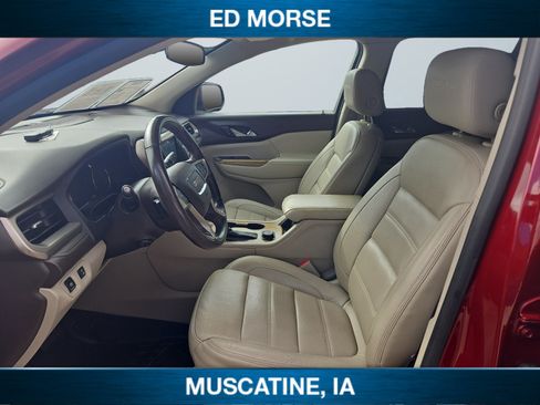 Used 2017 GMC Acadia Denali w/ Technology Package AWD/4WD image 13
