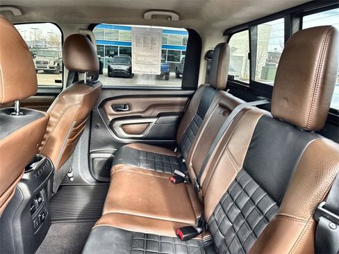 Used 2017 Nissan Titan Platinum Reserve image 15