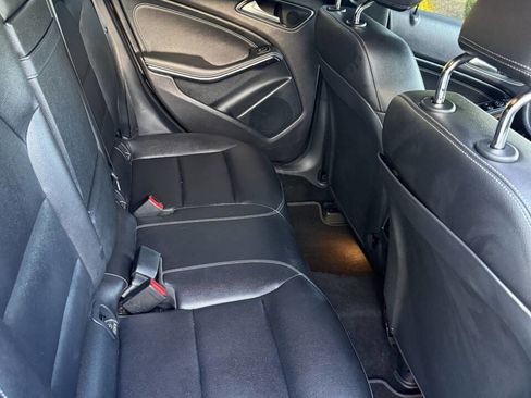 Used 2018 Mercedes-Benz GLA 250 w/ Convenience Package image 18