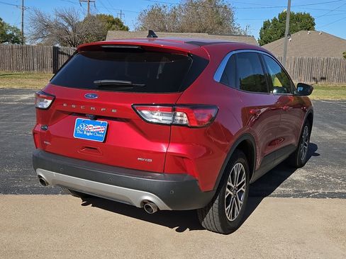 Used 2022 Ford Escape SEL image 10