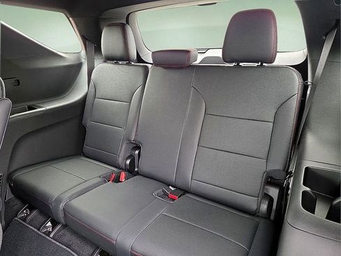 New 2026 Chevrolet Traverse RS FWD image 13