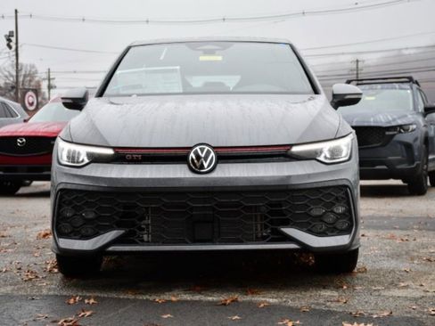 New 2026 Volkswagen GTI SE image 2
