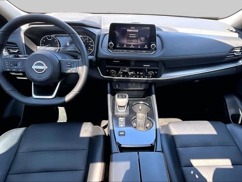 Certified 2024 Nissan Rogue SV w/ SV Premium Package FWD image 14