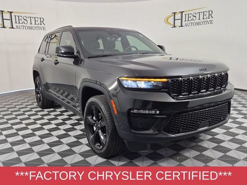 Certified 2024 Jeep Grand Cherokee Limited w/ Luxury Tech Group II AWD/4WD image 2