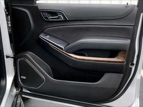 Used 2019 Chevrolet Tahoe LT image 21