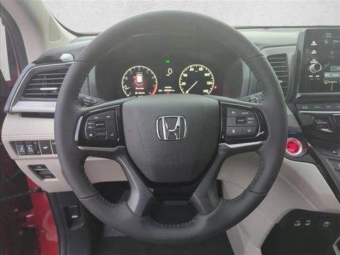 New 2026 Honda Odyssey Touring image 19