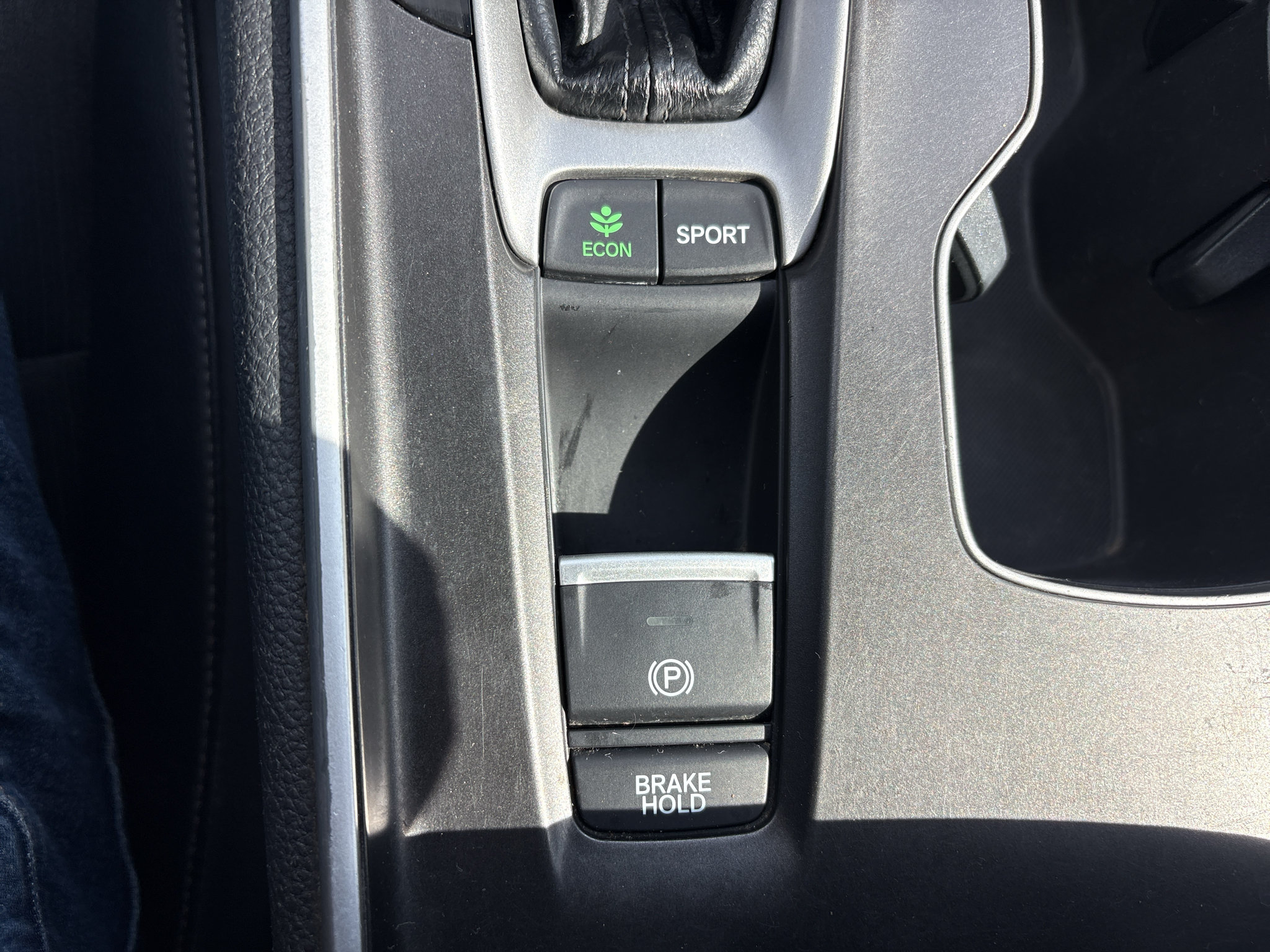 Used 2018 Honda Accord Sport image 26