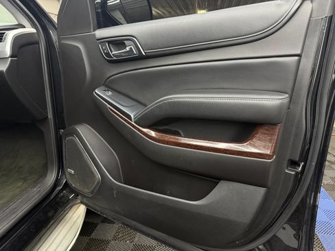 Used 2015 GMC Yukon SLE w/ Convenience Package AWD/4WD image 5