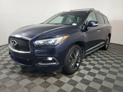 Used 2019 INFINITI QX60 Luxe w/ Limited Package FWD image 3