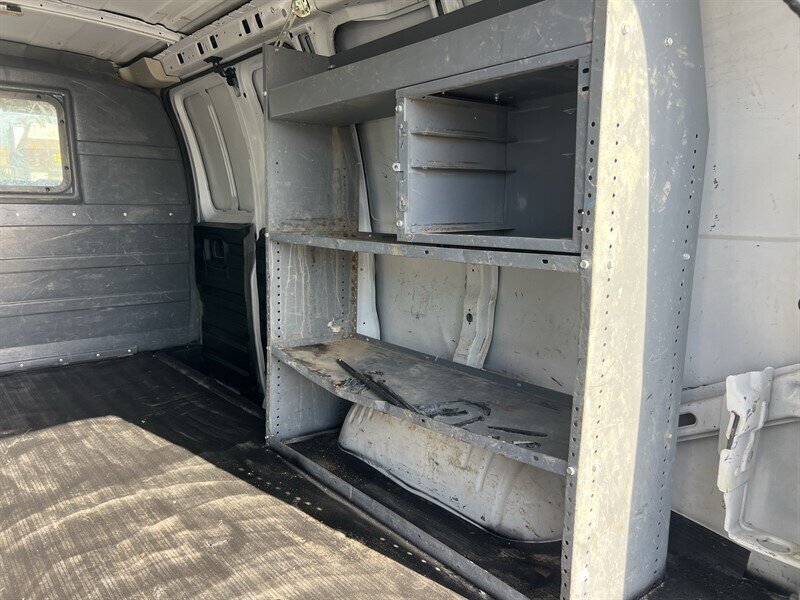 Used 2021 Chevrolet Express 2500 w/ Driver Convenience Package RWD image 9