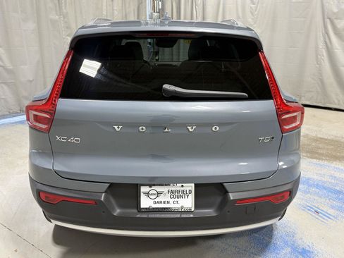 Used 2020 Volvo XC40 T5 Momentum AWD/4WD image 16