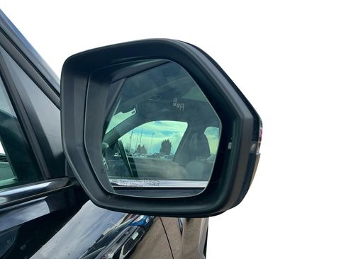 Used 2023 Volkswagen Atlas SEL image 16