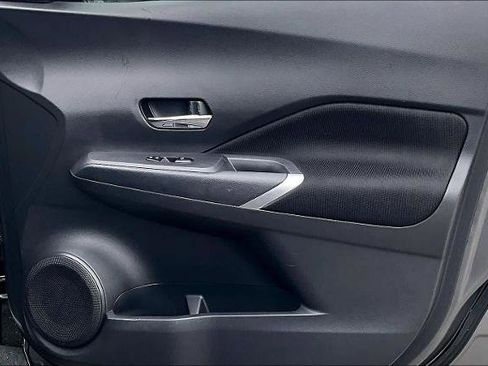 Certified 2023 Nissan Kicks SV image 21