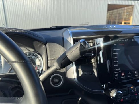 Used 2021 RAM 2500 Laramie image 31