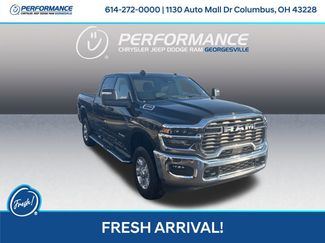 Used 2025 RAM 2500 Big Horn video 1