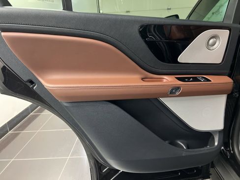 New 2026 Lincoln Aviator Reserve image 38