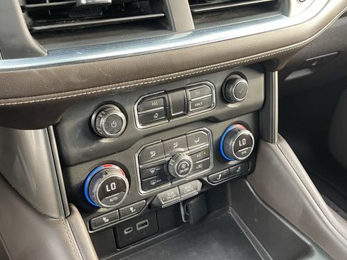 Certified 2021 Chevrolet Tahoe LT RWD image 29