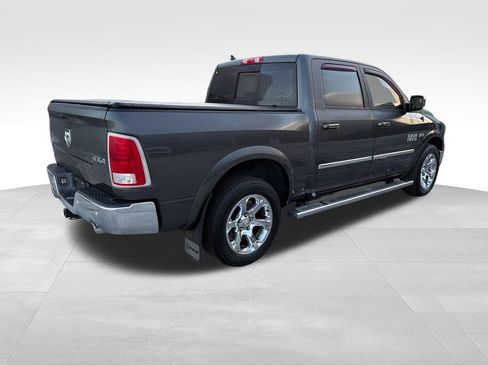 Used 2017 RAM 1500 Laramie w/ Convenience Group AWD/4WD image 8