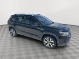 Used 2022 Volkswagen Taos SE image 3
