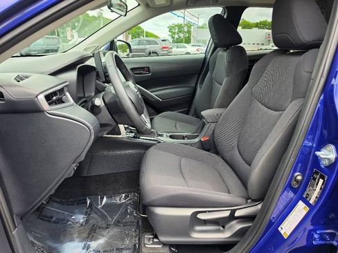 Used 2024 Toyota Corolla Cross LE w/ Moonroof Package AWD/4WD image 21