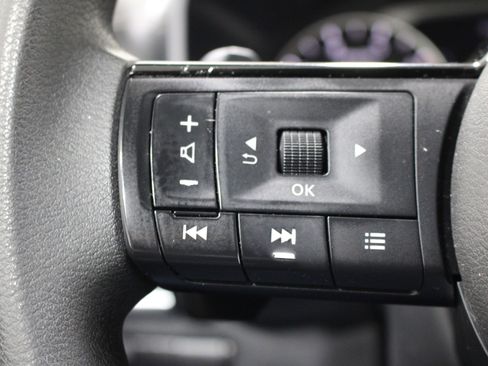 Used 2021 Nissan Rogue SV AWD/4WD image 11
