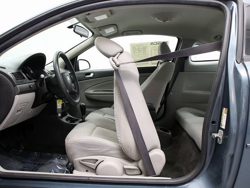 Used 2005 Chevrolet Cobalt LS image 12