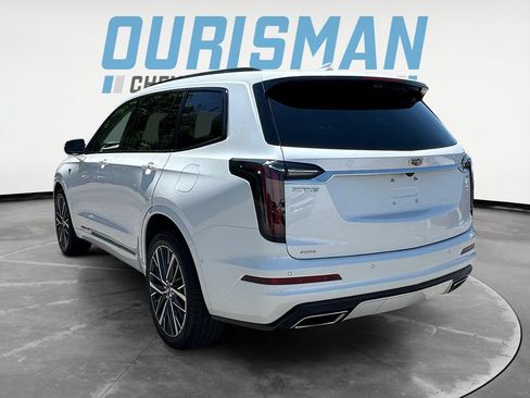 Used 2025 Cadillac XT6 Sport w/ Platinum Package AWD/4WD image 4