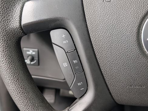 Used 2013 Chevrolet Express 3500 LS image 20