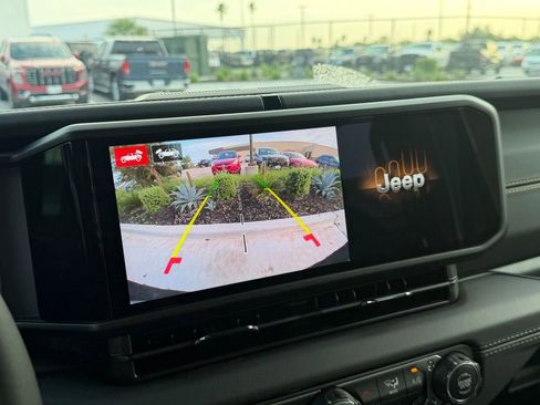 New 2026 Jeep Wrangler Unlimited Sahara AWD/4WD image 15