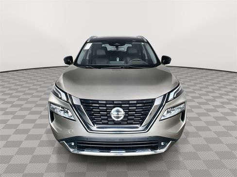 Certified 2021 Nissan Rogue Platinum image 3