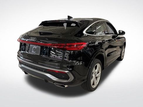 Used 2025 Audi Q5 Premium Plus w/ Premium Plus AWD/4WD image 5