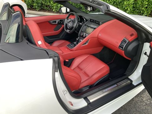 Used 2016 Jaguar F-TYPE R AWD/4WD image 17