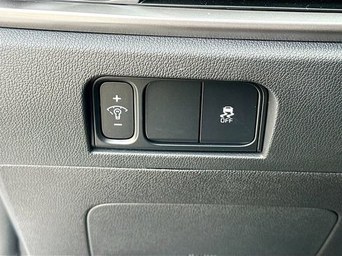Certified 2026 Kia Sorento S FWD image 10