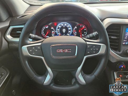 Used 2020 GMC Acadia SLT w/ Driver Alert Package II image 33