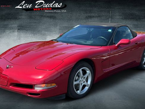 Used 2001 Chevrolet Corvette Convertible w/ Preferred Equipment Group2 RWD image 2