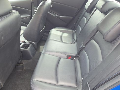 Used 2020 Toyota Yaris XLE FWD image 10