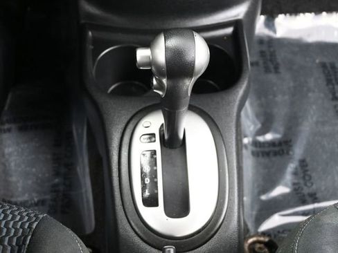 Used 2016 Nissan Versa Note SV image 13