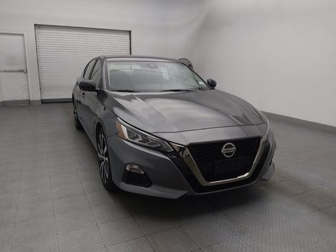 Used 2022 Nissan Altima 2.5 SR image 14