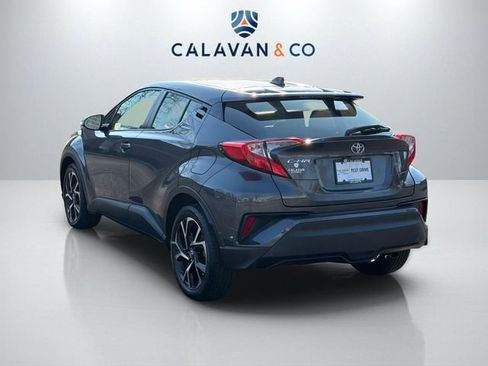 Used 2022 Toyota C-HR XLE image 5