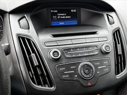 Used 2016 Ford Focus S image 14