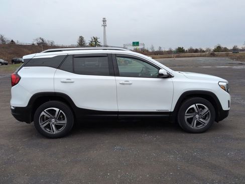 Used 2018 GMC Terrain SLT w/ Preferred Package image 2