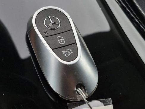 Certified 2025 Mercedes-Benz GLC 350e 4MATIC image 39