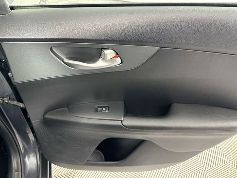 Used 2020 Kia Forte LXS image 26