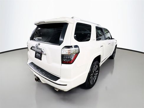 Used 2018 Toyota 4Runner Limited image 10