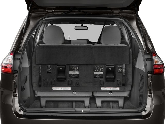 Certified 2017 Toyota Sienna LE AWD/4WD image 12