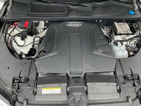 Used 2018 Audi Q7 2.0T Premium AWD/4WD image 28