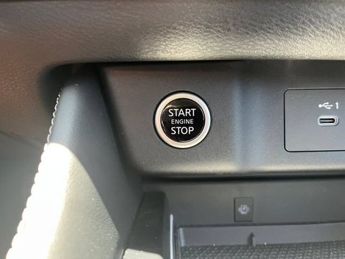 Used 2023 Nissan Rogue Platinum w/ Platinum Premium Package AWD/4WD image 27